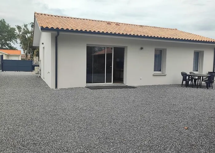 Maison Au Calme A Deux Pas Du Ferienhaus Gastes
